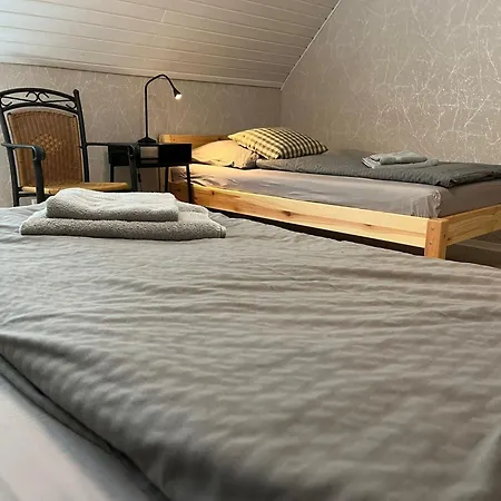 Zentrale Lage Parkplatz Kostenlos Grill Terrasse Fahrradraum Apartment Kromlau