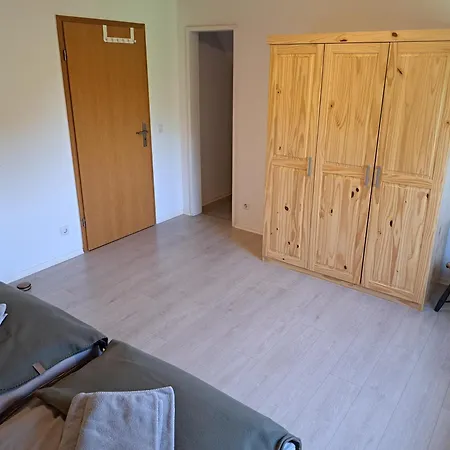 Zentrale Lage Parkplatz Kostenlos Grill Terrasse Fahrradraum Apartment Kromlau