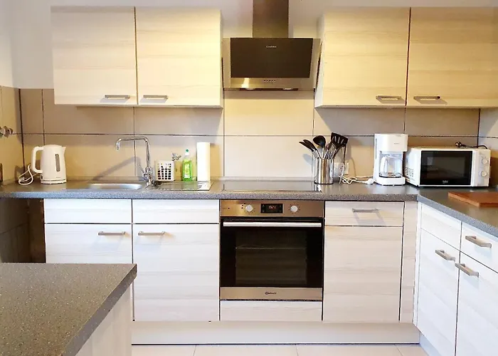 Zentrale Lage Parkplatz Kostenlos Grill Terrasse Fahrradraum *